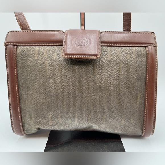 Gucci-Authentic-Vintage Crossbody - Picture 1 of 16